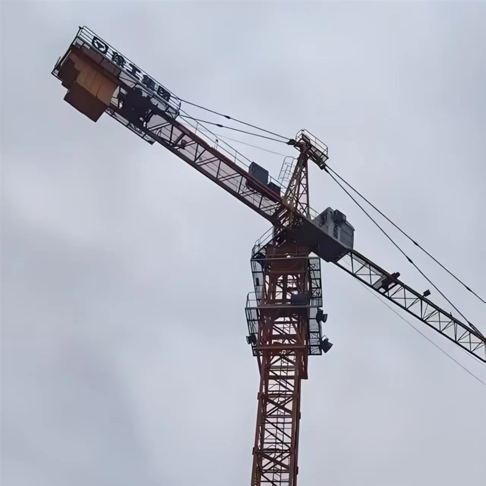 Grúa de la cabeza de la torre
